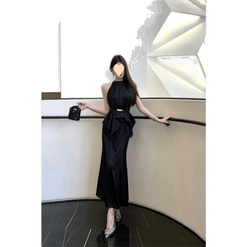 Set Satinado Halter Elegante – Top + Falda