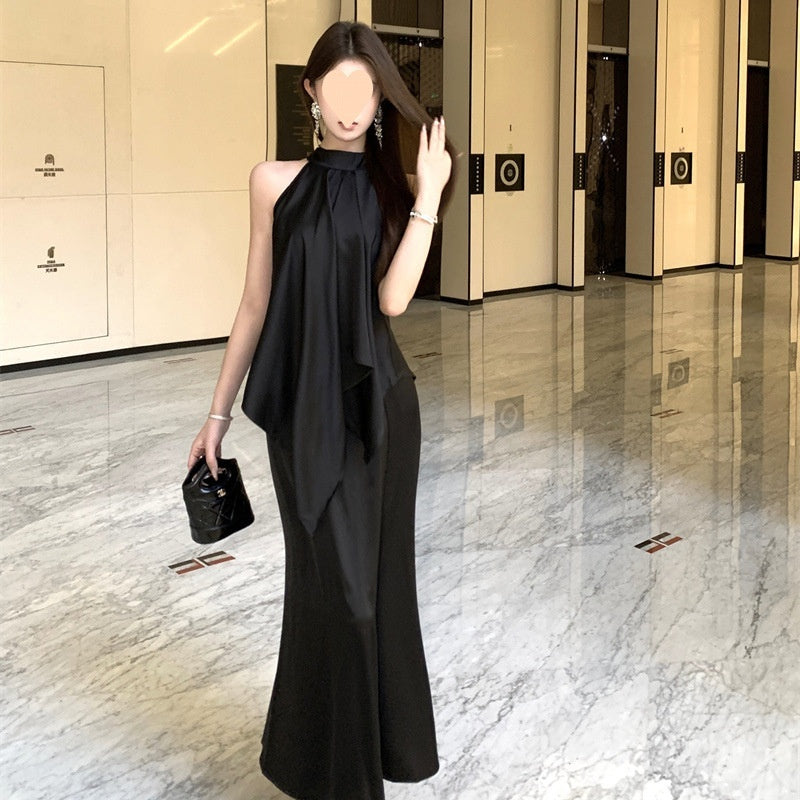 Set Satinado Halter Elegante – Top + Falda